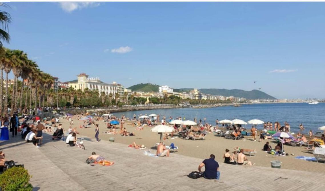 Salerno Mare E Luci Deluxe Leilighet Eksteriør bilde